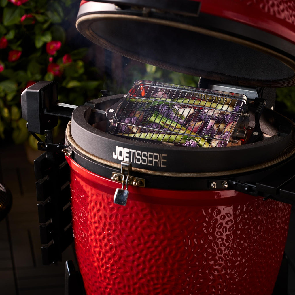 Classic II Kamado Joe BBQ with Voyager Pack